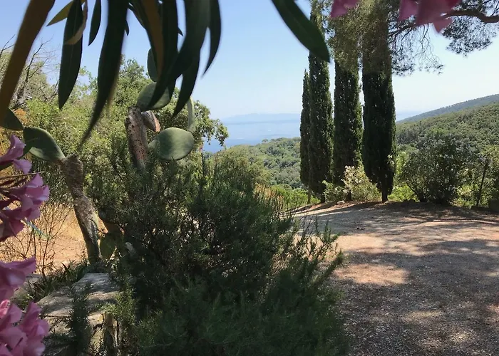 度假居 Straccoligno